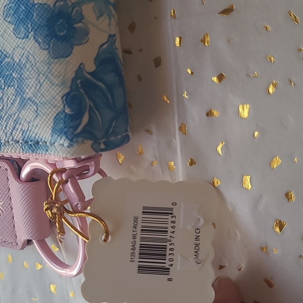 NWT Simply Southern Blue and White Floral Wallet Wristlet. - Picture 3 of 7